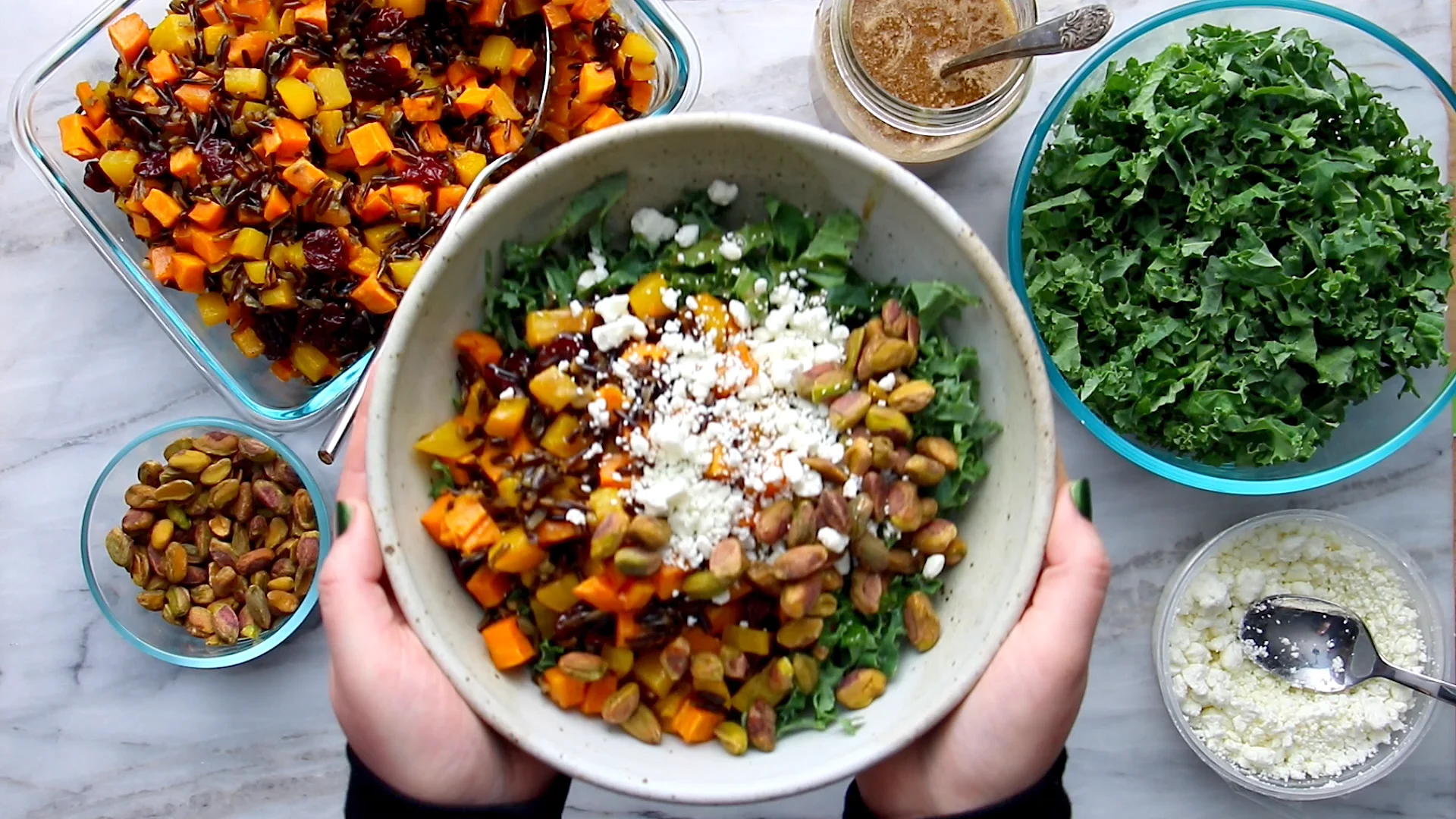 Roasted Veggie Grain Bowl with Balsamic Dressing: A Nutrient-Packed Meal for Any Season
